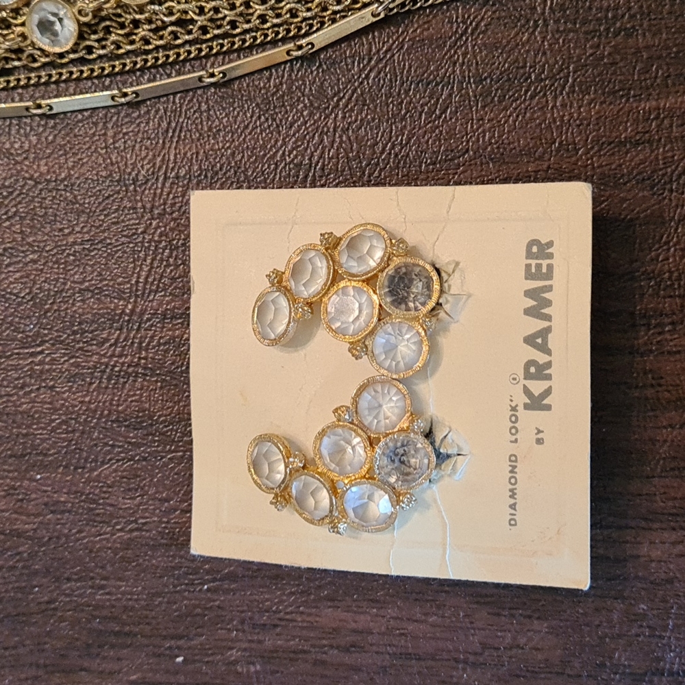 Vintage Kramer Necklace and Earrings - 1960's - Picture 4 of 4